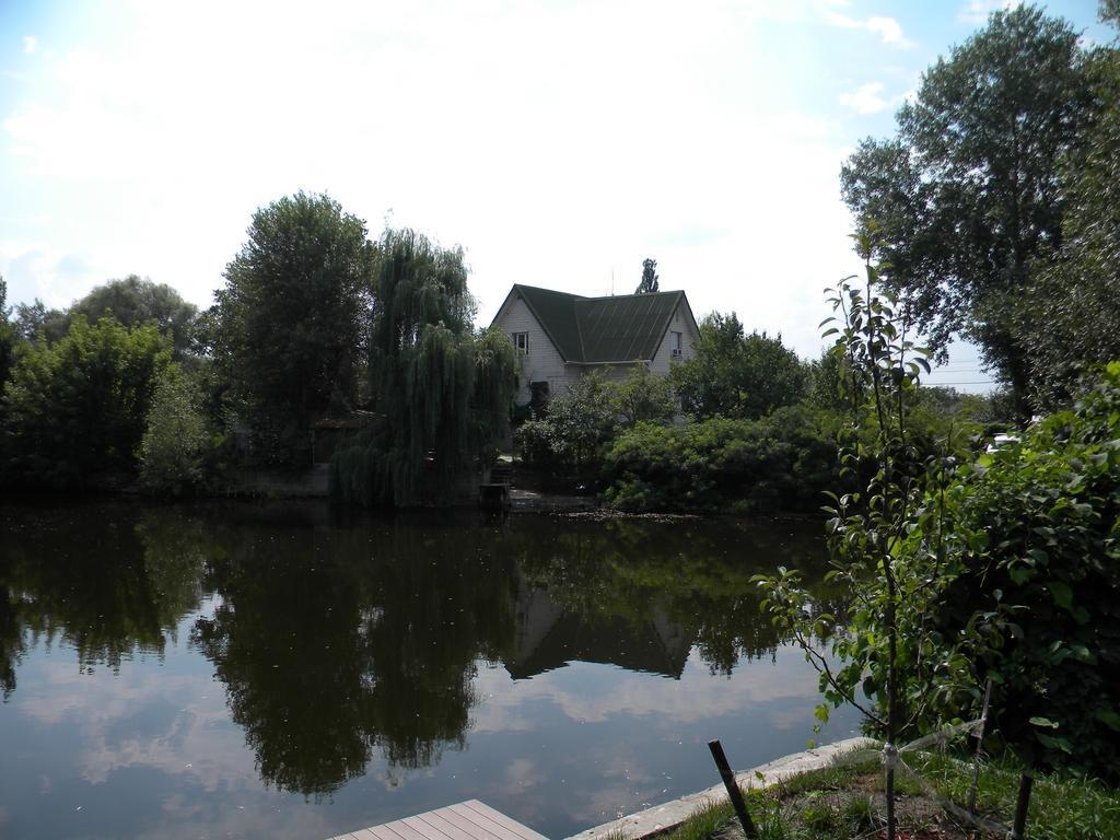 Guest House Dacha 키예프 외부 사진